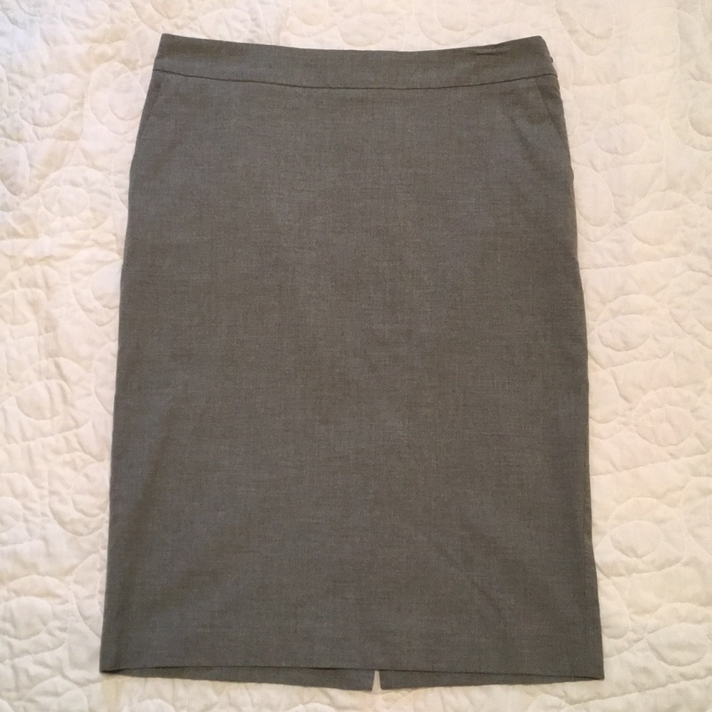 Adorable Gray Old Navy Pencil Skirt